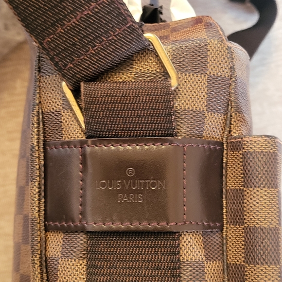 Louis Vuitton Broadway Damier Ebene Canvas Shouder Bag. Authentic w/COA. - Picture 12 of 16